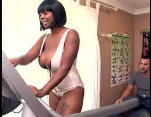 Chesty black housewife gets her humid gash bashed in the gym
